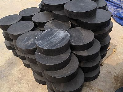 武汉板式橡胶支座由若干层橡胶片与薄钢板经加压硫化